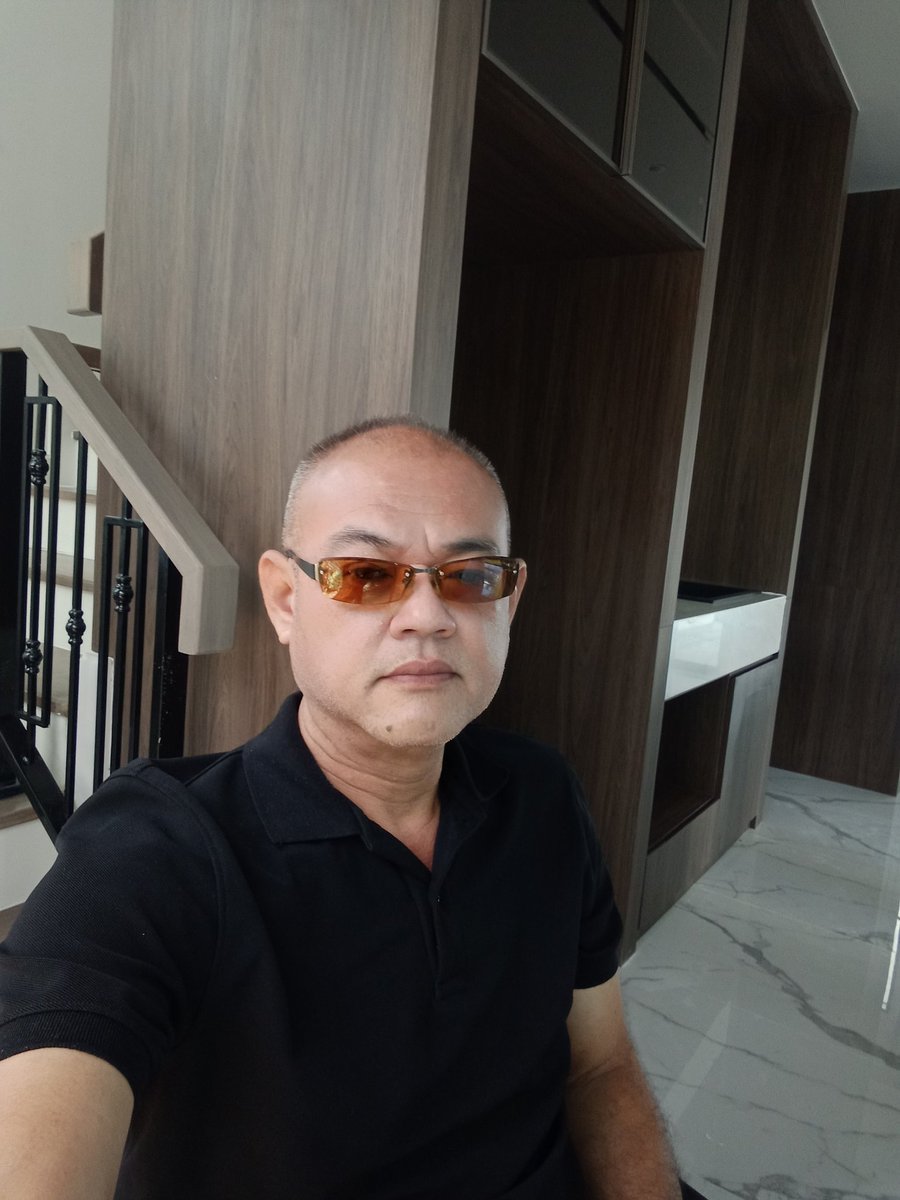 นั่งเหงาๆ