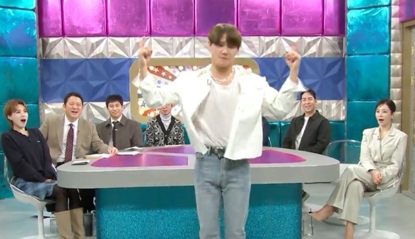 양옆에 누나들 입벌리고 있는거 ㅋㅋㅋㅋㅋㅋㅋㅋㅋㅋ