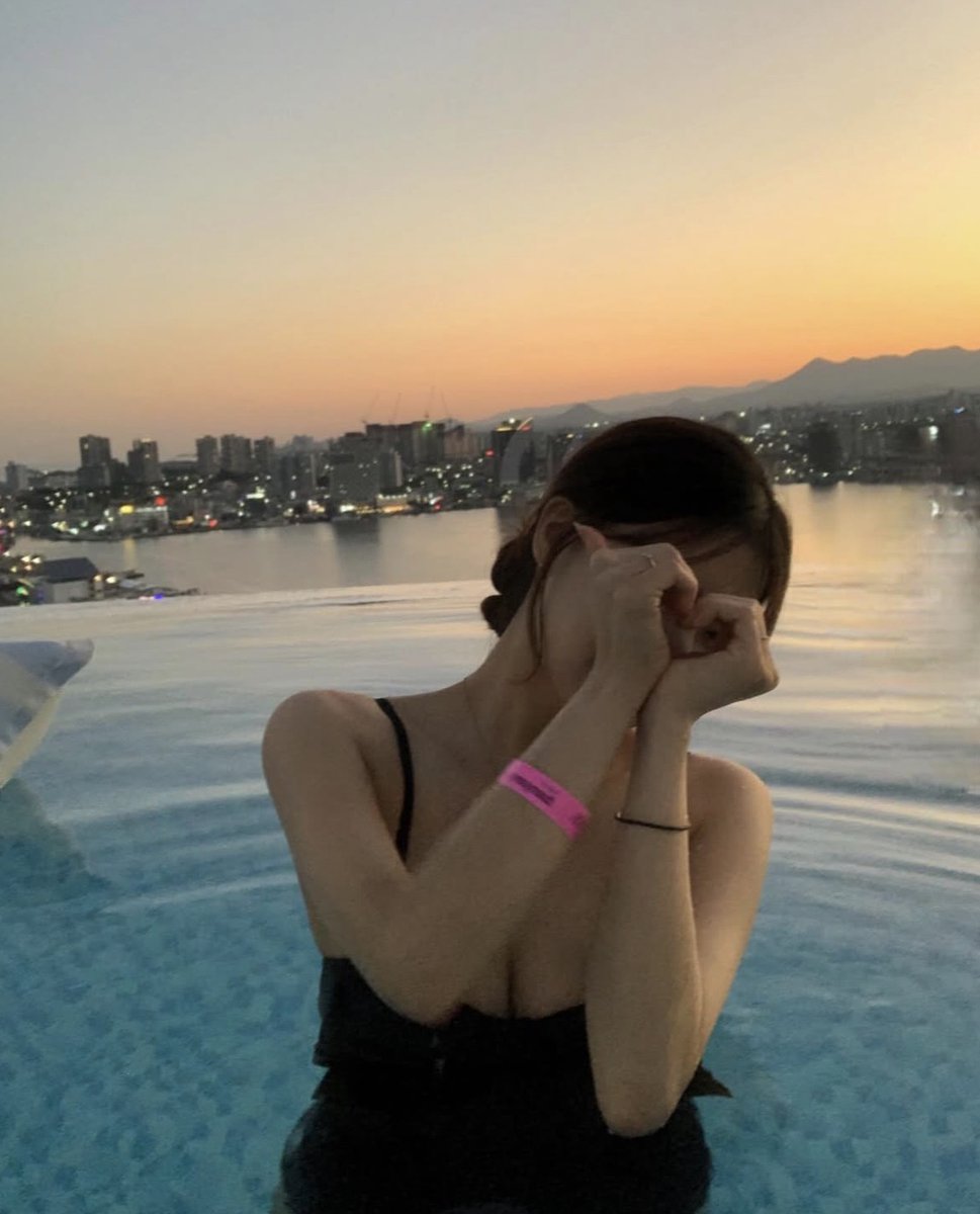 sujin0002's tweet photo. ❤️ https://t.co/X74MgV9MK0