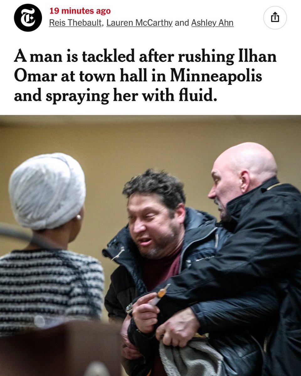 iAnonPatriot's tweet image. This was STAGED AF.. 💀💀