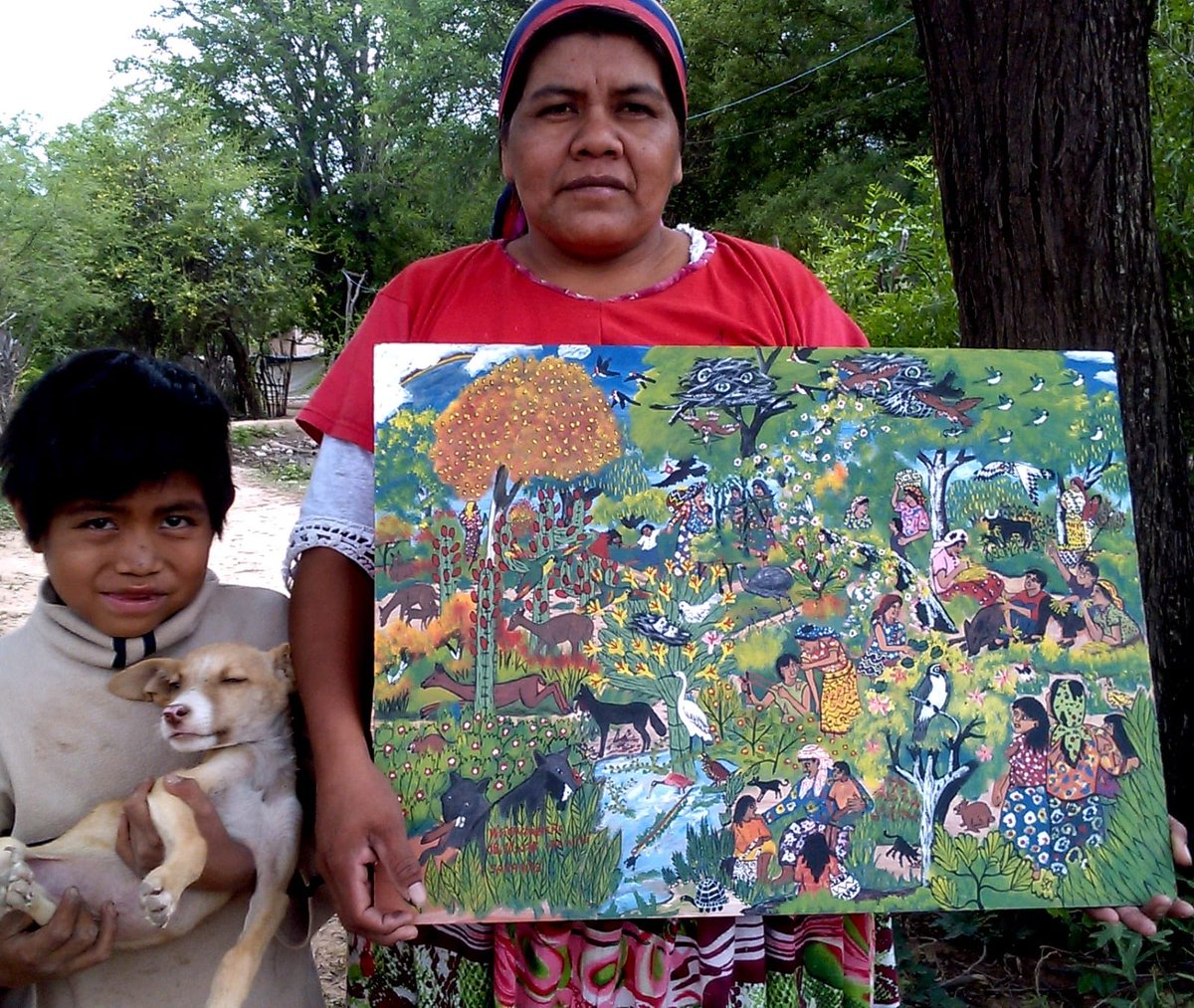 Esta es Sara Diaz, una de las artistas Wichi a las que el Secretario de Cultura ⁦<a href="/leocifelli/">Leonardo Cifelli</a>⁩  impidió mostrar sus obras y participar en uno de los eventos de la Primera Bienal indígena. “Cuestiones de encuadre cultural y simbólico” adujo.  Es su fuente de ingresos