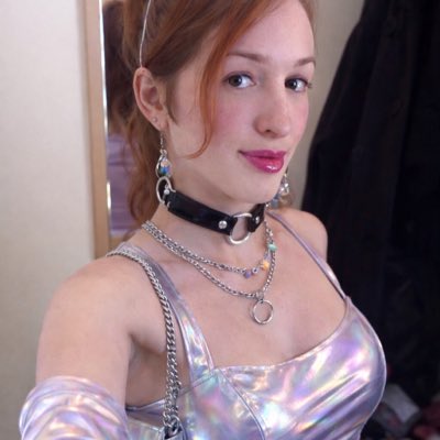 trypogirl_be's tweet photo. 💖Hello💖 here’s my new profile pic ❤️😘 #trypogirl #thewholebutterfly https://t.co/F4TV4566Si