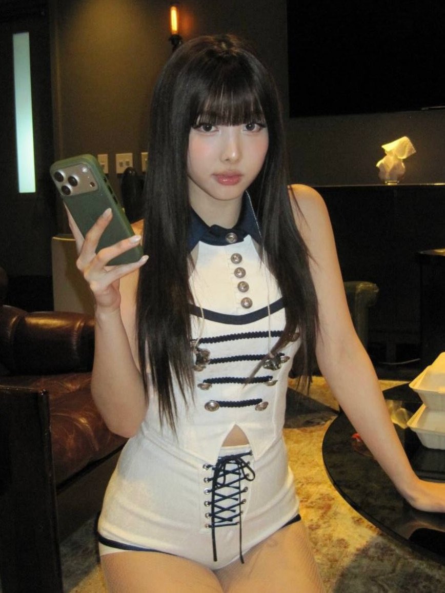 nayeon pics (@archivenayeon) on Twitter photo 