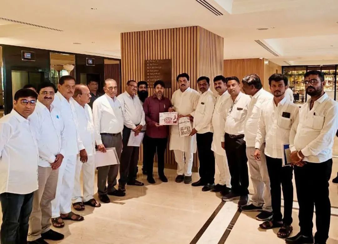 sushilpgawande's tweet image. राष्ट्रवादी काँग्रेस पार्टीचे नेते तथा गोंदिया जिल्ह्याचे पालकमंत्री मा. ना. इंद्रनील नाईक साहेब यांना वाढदिवसाच्या मनःपूर्वक शुभेच्छा!
ईश्वर आपल्याला उत्तम आरोग्य, दीर्घायुष्य व जनसेवेची अधिकाधिक संधी देवो, हीच प्रार्थना.
#FilePhoto
#AjitPawar
@indranilnaik
@amravati