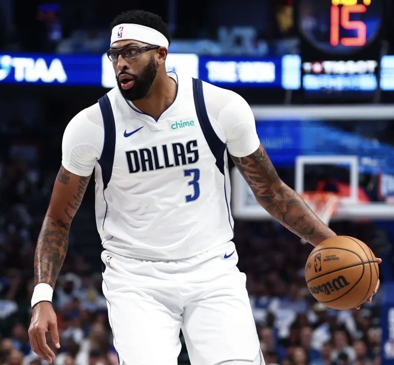 BREAKING: The Dallas Mavericks are finalizing a deal to send Anthony Davis to the Golden State Warriors for a package centered around Jimmy Butler as a part of a multi team trade with the Chicago Bulls, sources tell <a href="/espn/">ESPN</a>.