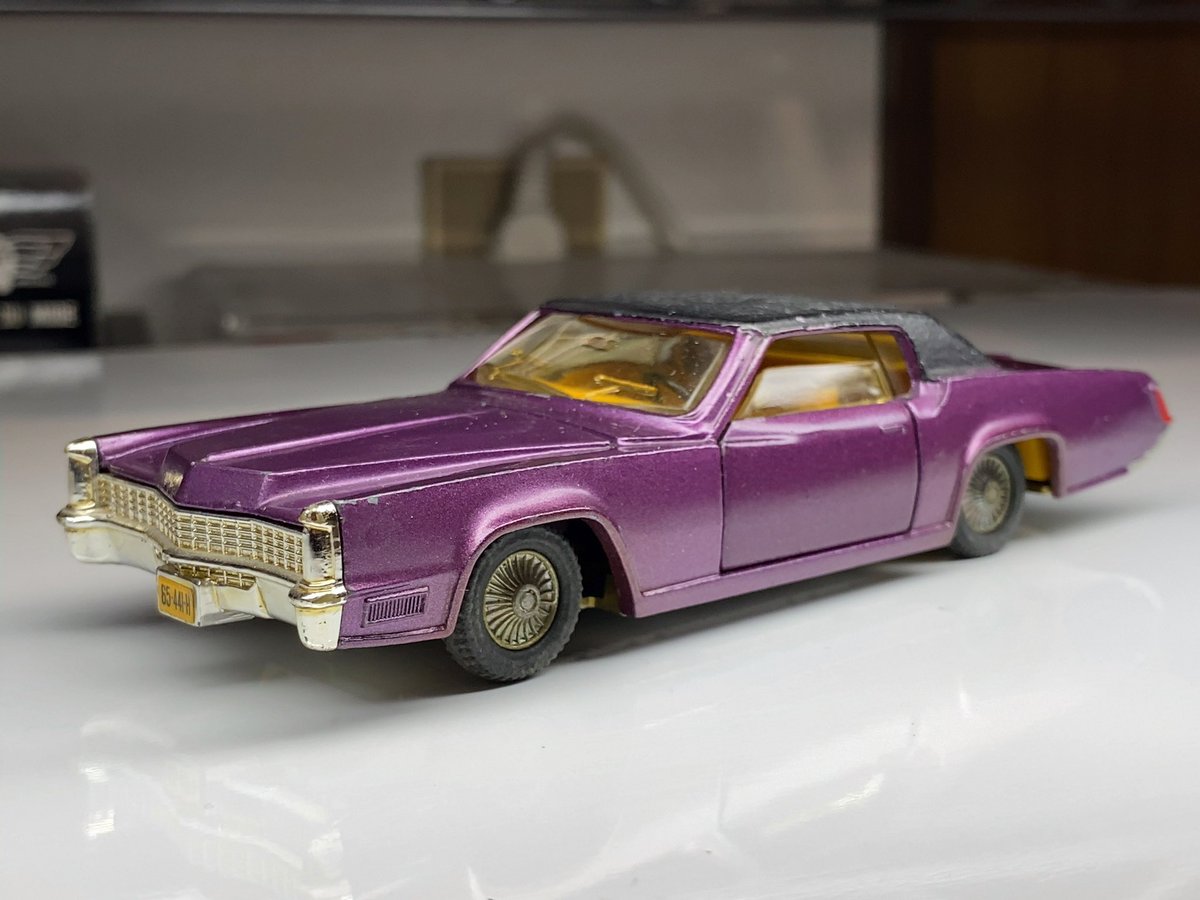 Dinky Toys 1/43 #Cadillac Eldorado これはもう一目惚れで購入。 久々