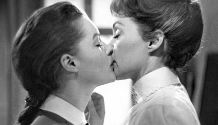 El  embriagador Romeo de #RomySchneider embelesaba a #LilliPalmer y al mundo entero en el remake del clásico del cine alemán "Muchachas de uniforme" (1931)
Corrupción en el internado(1958)
Géza  von Radványi
#film