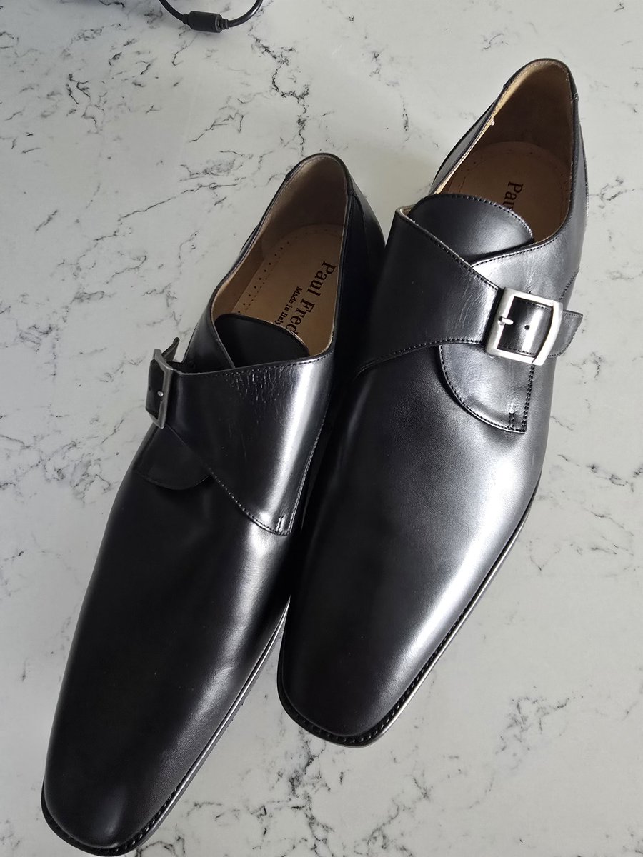 Dress Shoe guy. (@shoebootguy) on Twitter photo 