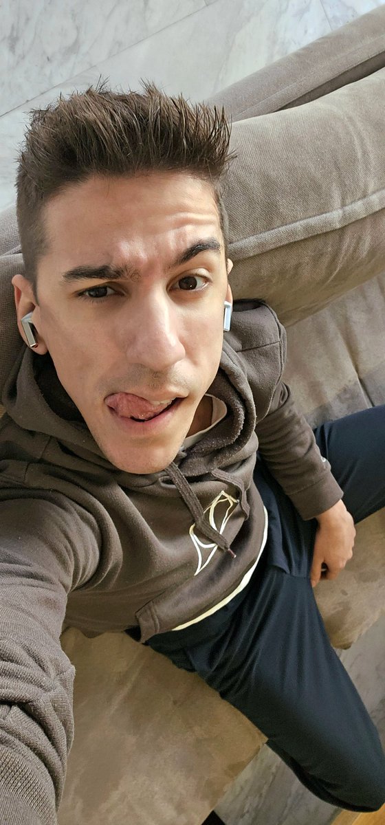 Aggelos Theophilou tweet media