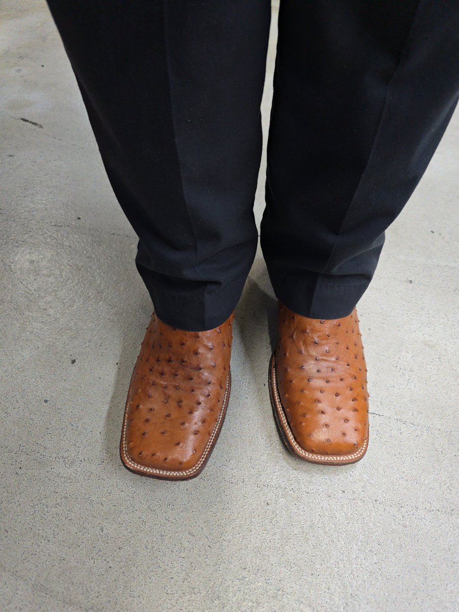 Dress Shoe guy. (@shoebootguy) on Twitter photo 