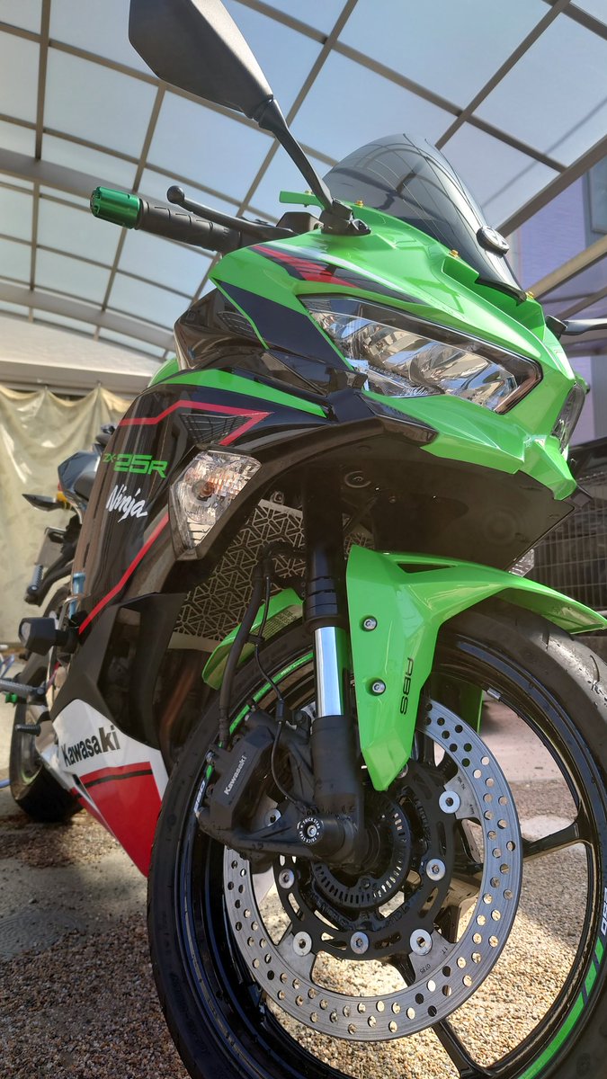 土日受け取り評価できません様 土日受け取り評価できません様 メルカリで購入者から受け取り評価され