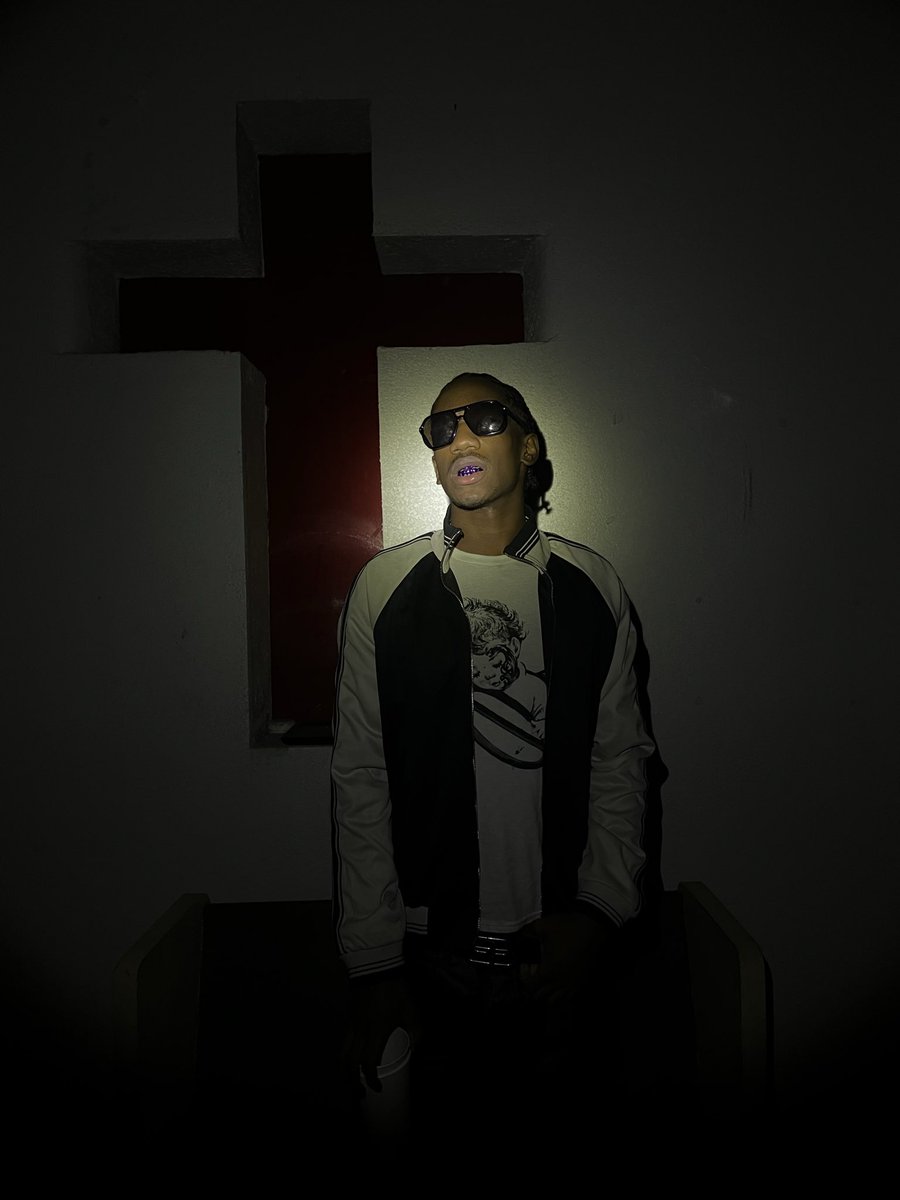 thenewexample's tweet image. Ø