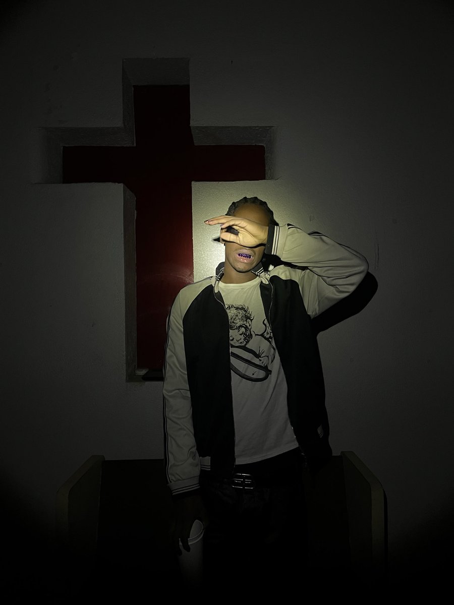 thenewexample's tweet image. Ø