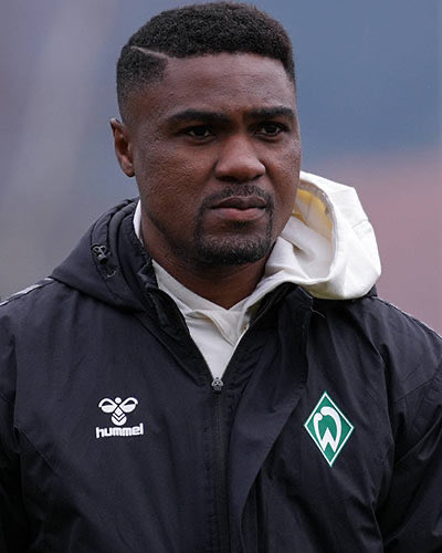 Маяius 🟢⚪️ tweet media