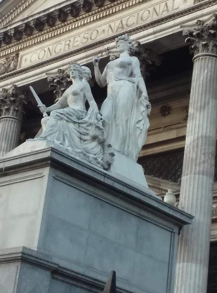 Esto también es Balvanera: el Palacio del Congreso de la Nación.
<a href="/bacomuna3/">Comuna 3</a>