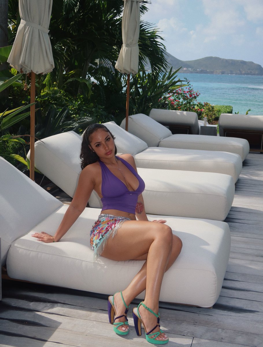 ashaley 🦋 tweet media