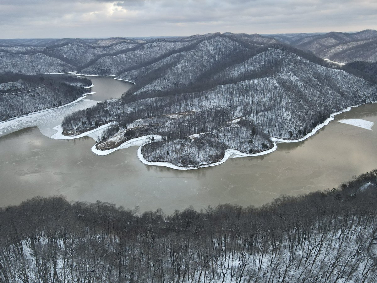 This Evening: Jenny Wiley State Park-Dewey Lake 
Prestonsburg,Ky.
@YesTV 
<a href="/Kentuckyweather/">Chris Bailey</a>
<a href="/JoshFitzWx/">Josh Fitzpatrick ❄️</a> <a href="/AmandaBarren/">AmandaBarren</a> 
@TWCAlexWilson  
<a href="/AlexWalkerTV/">Alex Walker</a> <a href="/WSAZBrandon/">Brandon Butcher</a> <a href="/JimCantore/">Jim Cantore</a> <a href="/weatherchannel/">The Weather Channel</a> <a href="/ChiliWX/">Andy Chilian</a> <a href="/SpencerWeather/">Spencer Adkins</a> <a href="/JenCarfagno/">Jen Carfagno</a> <a href="/tcavalierWSAZ/">Tony Cavalier</a> <a href="/AdamBurnistonWX/">Adam Burniston WLWT</a>
<a href="/nwsjacksonky/">NWS Jackson KY</a>