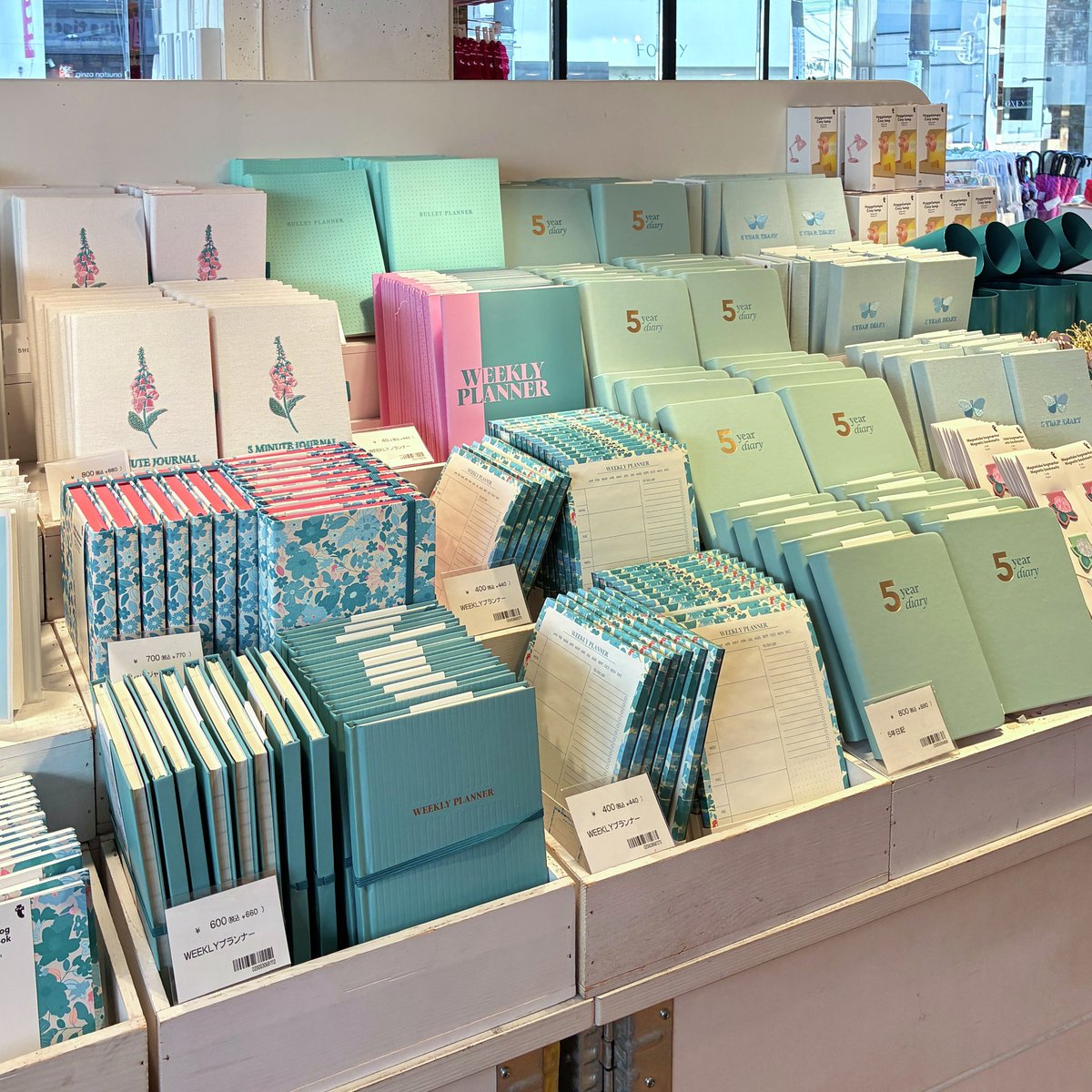 この色かわいい！！！！！最近時間ないからオンライン購入だけど店舗で