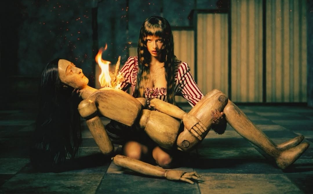 MelanieOnlineHQ's tweet image. 🚨 ATENÇÃO, CRYBABIES 🚨

A partir das 21h do horário de Brasília, os principais portais brasileiros dedicados à Melanie Martinez estarão subindo uma tag especial como esquenta de 24 horas antes de “POSSESSION”.

Será uma grande corrente de metas entre as fanbases, portanto…