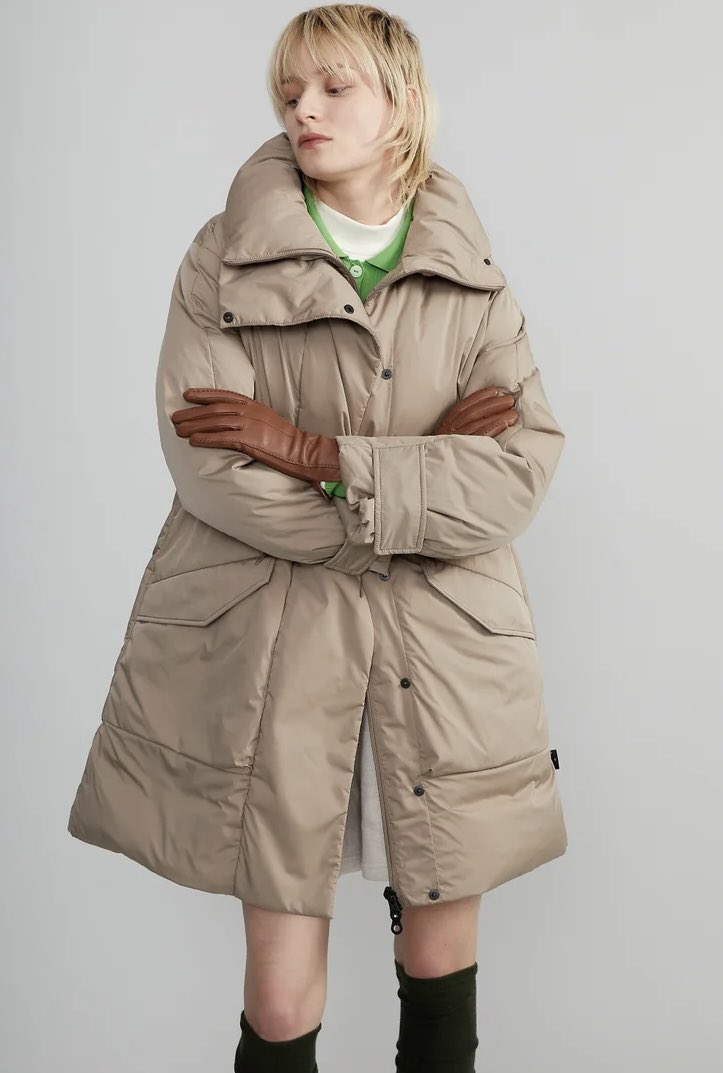 【希少】Theory ミドル丈ダウンコート ショールカラー MAKO 近年モデル 日本限定モデル】スタンドネックと一体化したショールカラーが印象的な