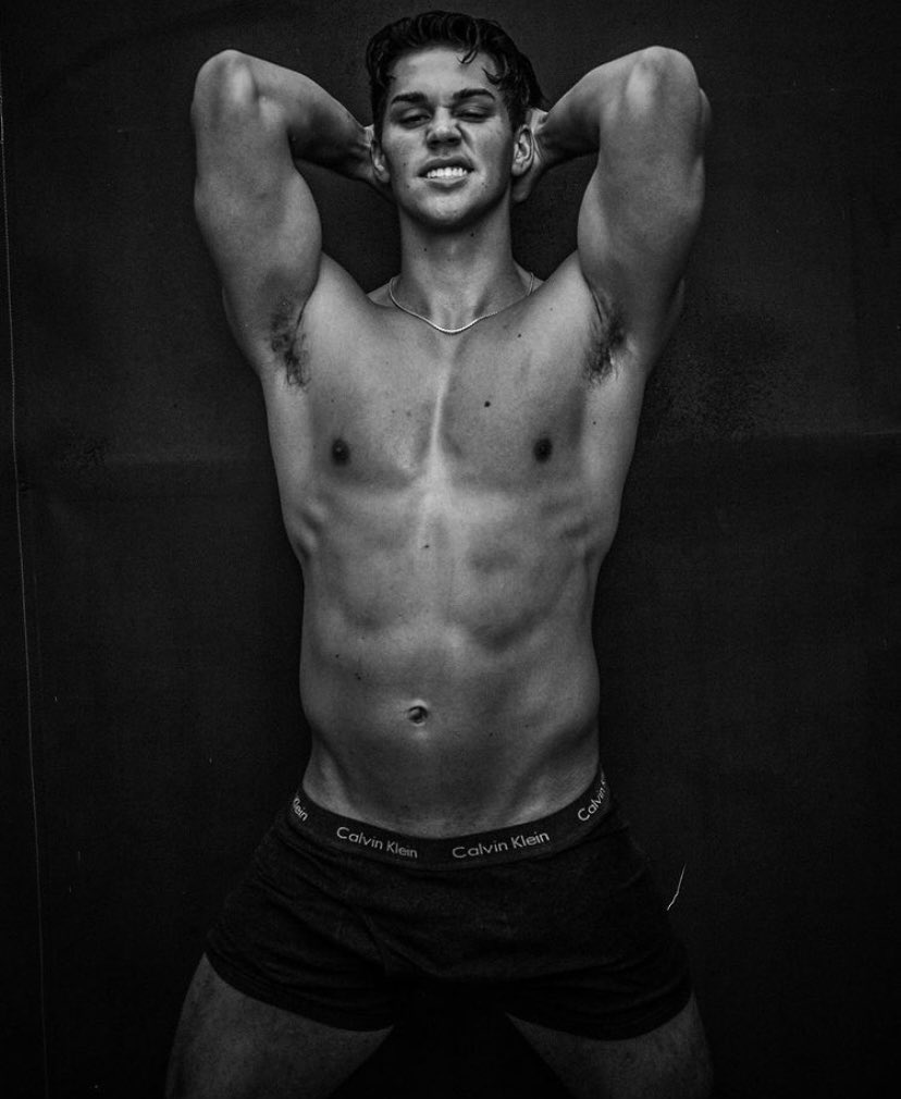themenHQ's tweet photo. smash or pass? https://t.co/b0ZRZ4OGPX