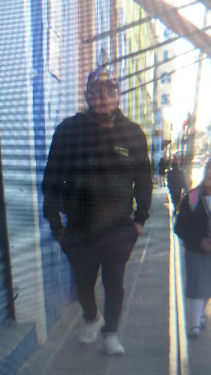#Ojo #Entérate Este es uno de los agresores del camarógrafo y la reportera de <a href="/ImagenTVPuebla/">Imagen Televisión Puebla</a> que fueron agredidos. 

Son tolerados por César Bermudez,  "El Gallo", de Vialidad Pública del Ayuntamiento de <a href="/pepechedrauimx/">Pepe Chedraui 🇲🇽</a>