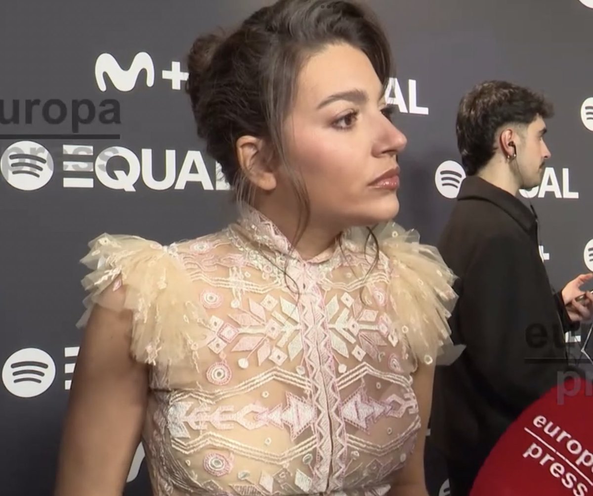 nayara ☽ tweet media