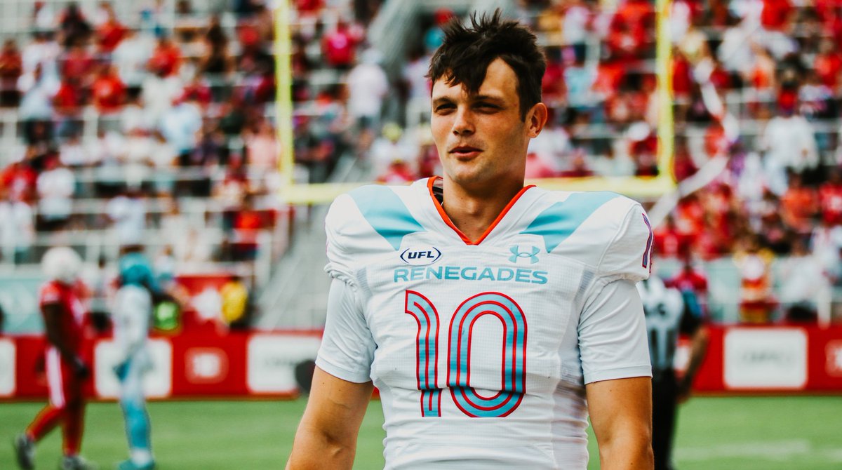 News: The Dallas #Renegades have brought back QB Luke Lehnen, per source. 

Lehnen spent this past #UFL season in Dallas, and now reunites with some familiar faces. 

Luke is a two time Gagliardi Trophy winner at North Central College.