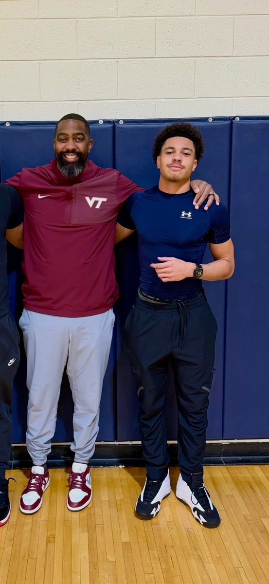 3⭐️ Landon Hicks tweet media