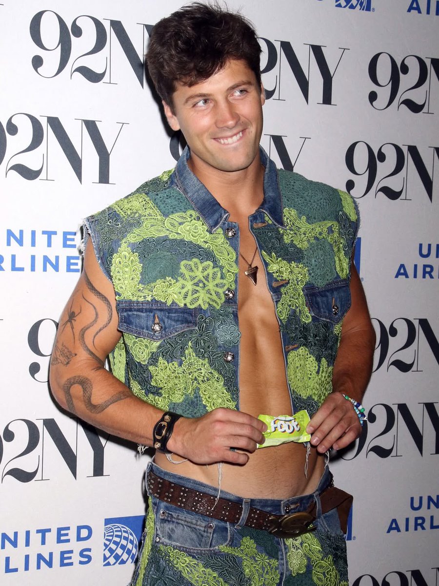 Pllazer's tweet image. 