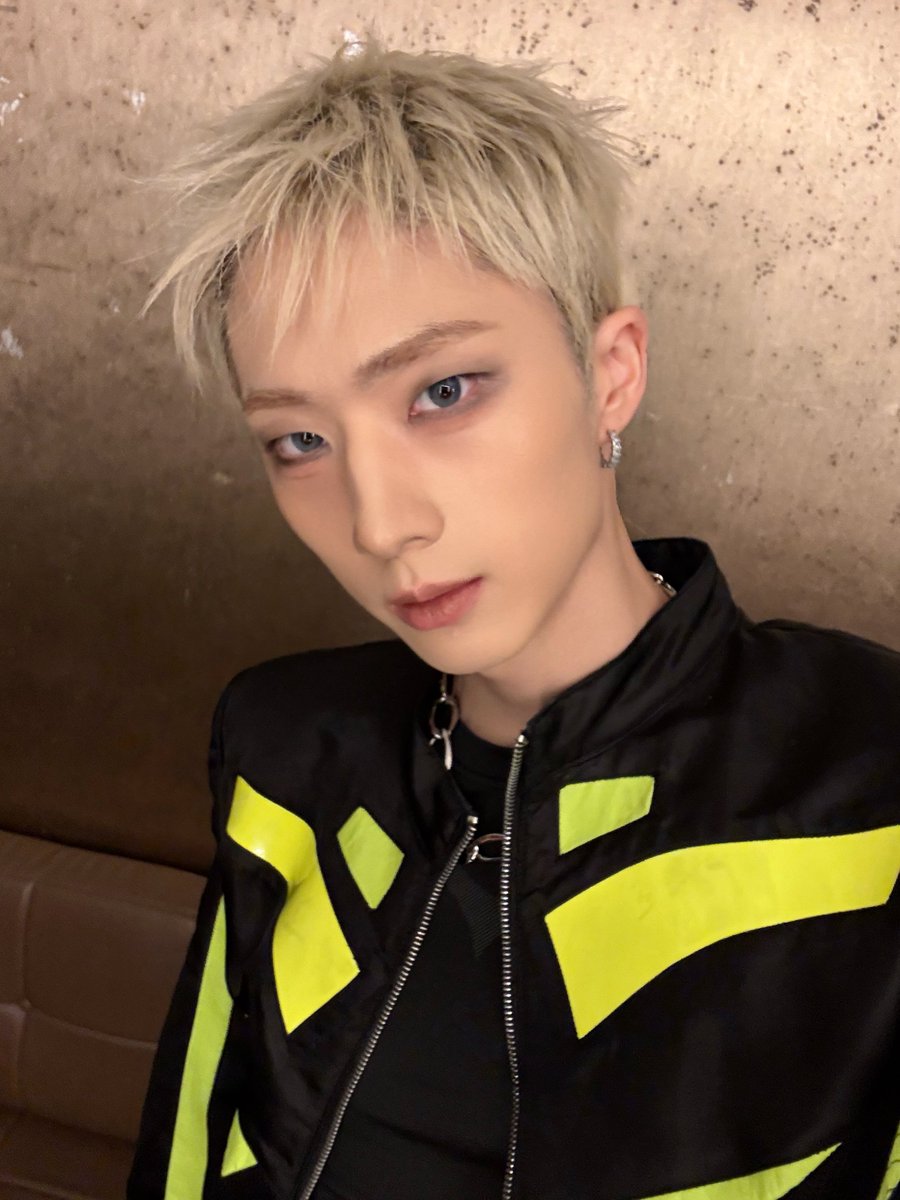 P1H_members's tweet image. Thanks for the beautiful day Berlin!!
Stay safe:)🔥

#P1Harmony #JIUNG