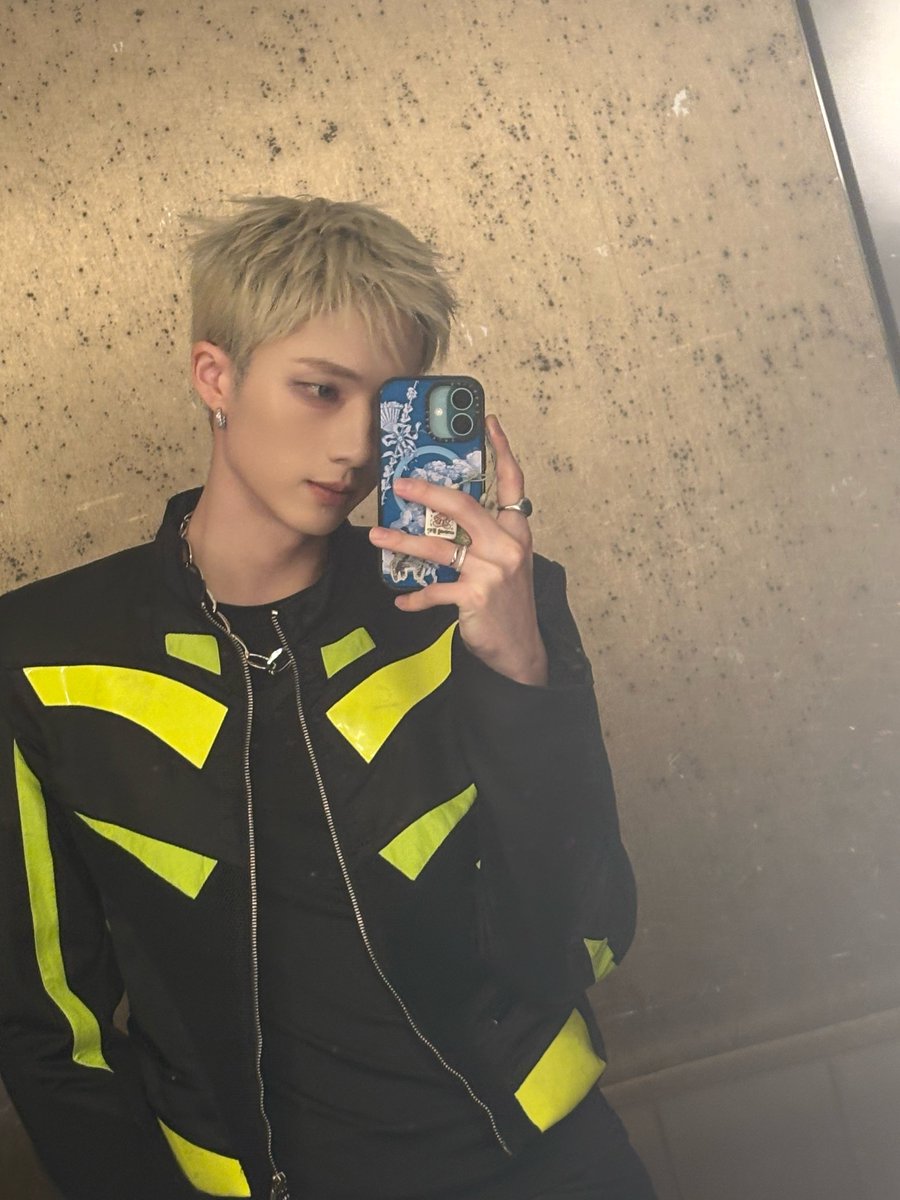 Thanks for the beautiful day Berlin!!
Stay safe:)🔥

#P1Harmony #JIUNG