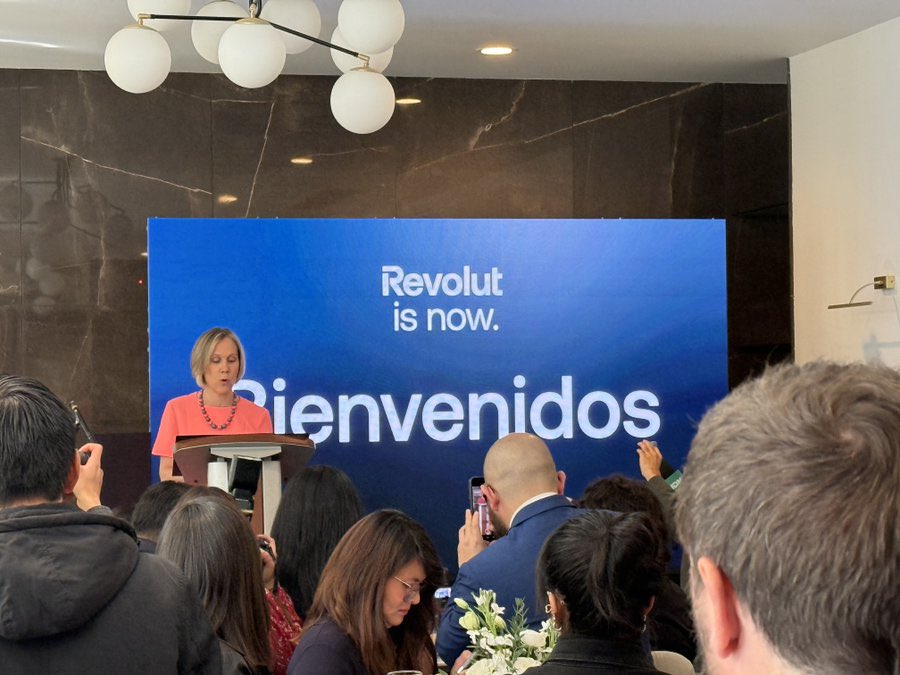  German Santiago tweet media