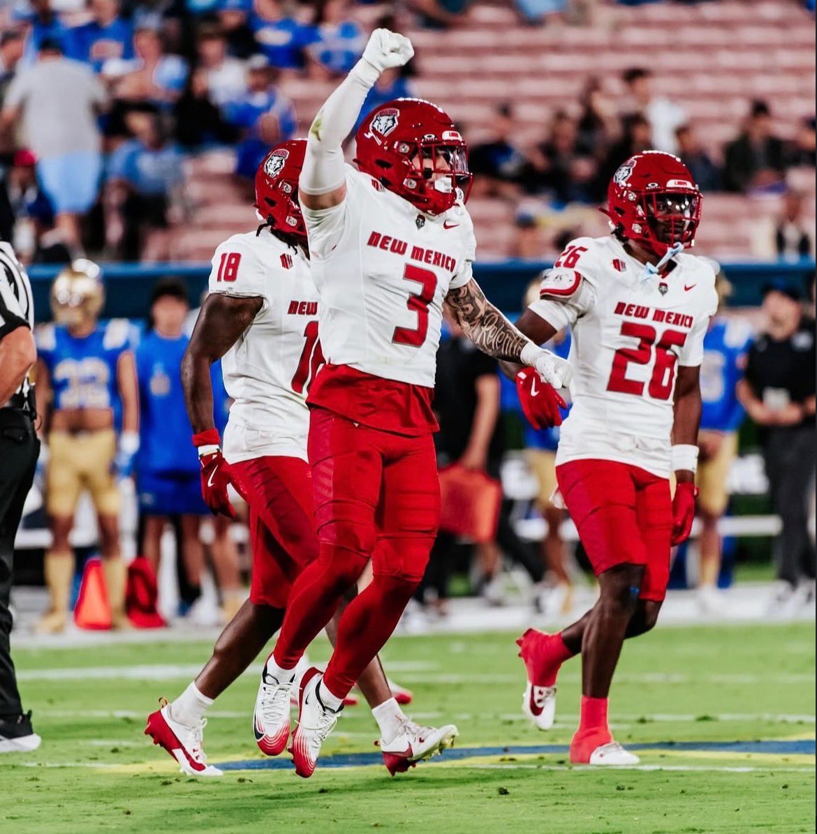 After a great conversation with  <a href="/CoachBignell/">Clay Bignell</a> I am blessed to receive my 3rd D1 offer from the University of New Mexico <a href="/UNMLoboFB/">New Mexico Football</a> <a href="/CCNextLevelFB/">Cherry Creek Next Level 🏈</a> <a href="/CreekFB/">Cherry Creek Football</a> <a href="/CoachBetti/">Coach Betti</a> <a href="/Coach_____K/">Coach K</a> <a href="/TeamFullGorilla/">Team Full Gorilla</a> <a href="/kevin_mckenzie9/">Kevin McKenzie</a> <a href="/BrandonHuffman/">Brandon Huffman</a> <a href="/GregBiggins/">Greg Biggins</a>
