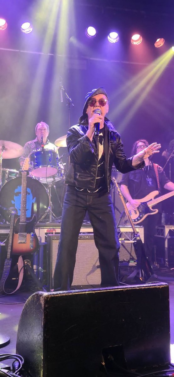 dave graney tweet media