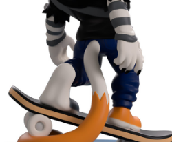reee_2177's tweet photo. not to be a #weirdo but they forgot her feet beans on the youtooz https://t.co/zvHwwVcC1C