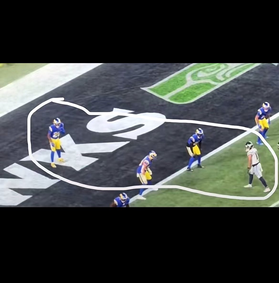 Just trust me tweet media