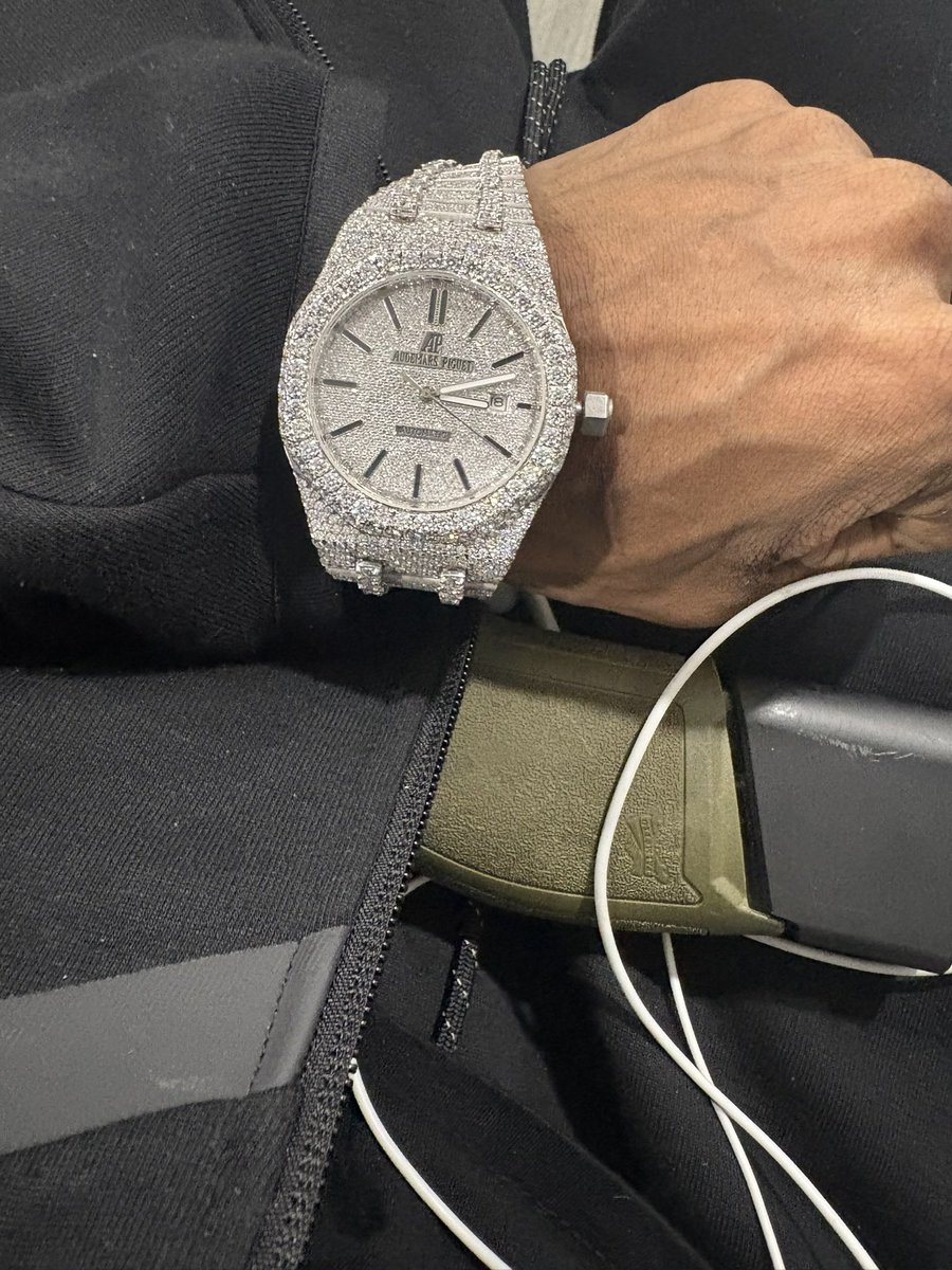 ripcvs's tweet image. 