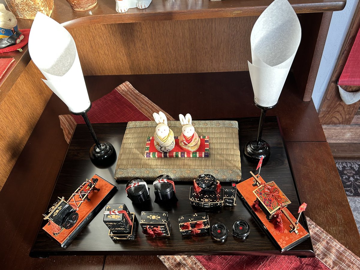 私は「雛人形」と言うものを買ってもらえなかった。なので今でもすごい