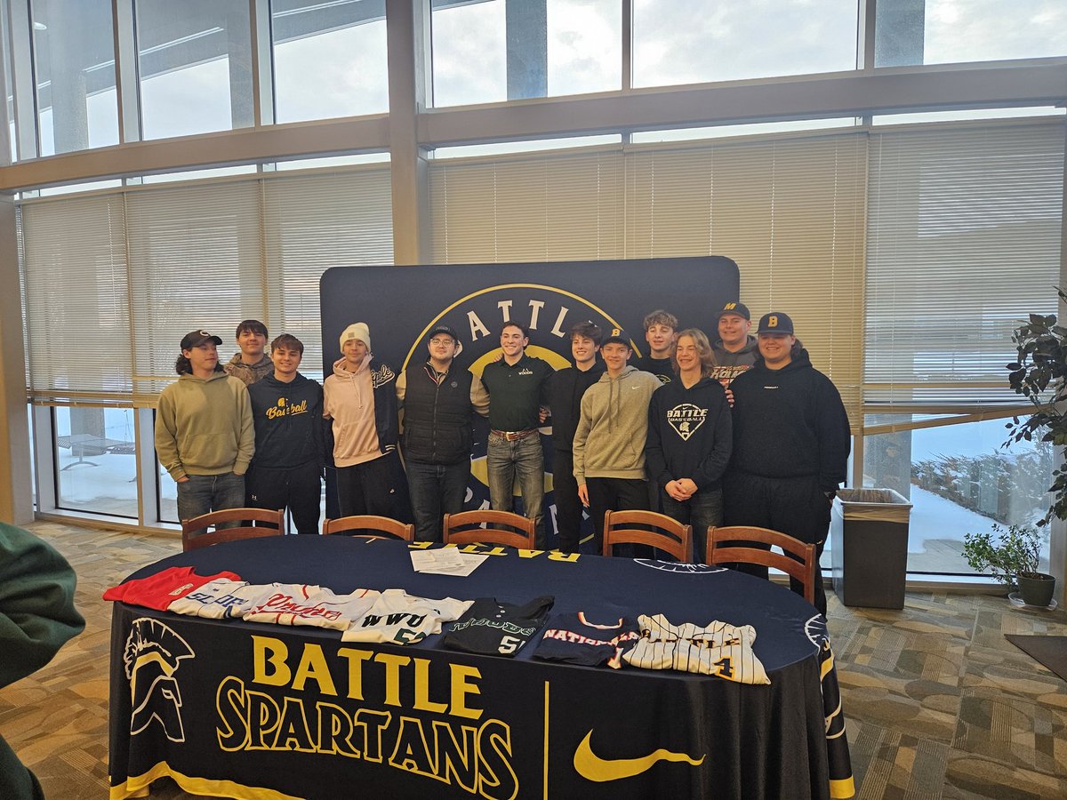 battlebbcomo's tweet photo. Congratulations to our guy @Jace_Cooper4 on signing his letter of intent to further his academic and baseball career at William Woods University. https://t.co/zsApVoxZLP