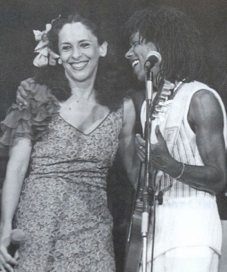 acervo gracinha tweet media