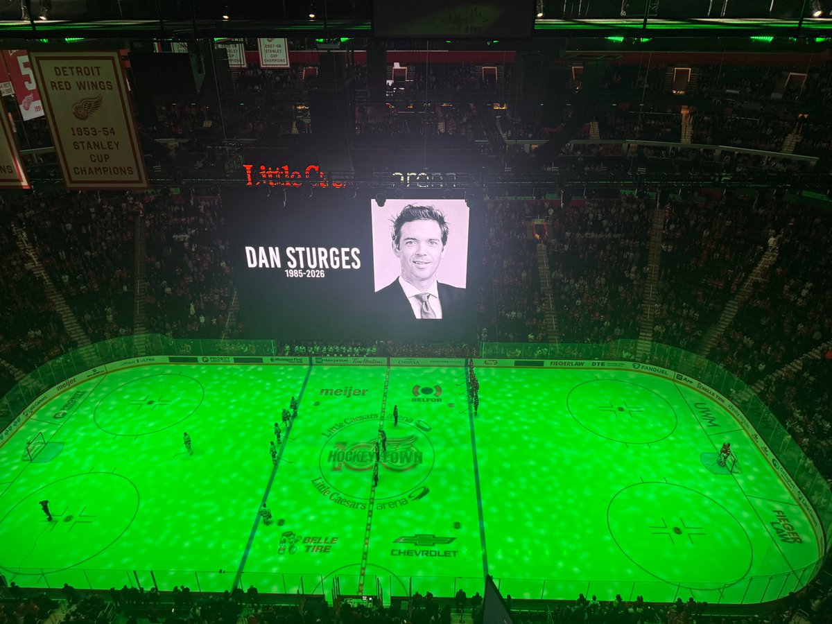 Red Wings have moment of silence for Dan Sturges, the MSU director of hockey operations who died unexpectedly Jan. 19.