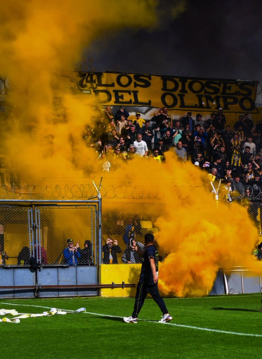 Amar no es un sentimiento, es una desición. 
YO DECIDÍ AMARTE PARA TODA LA VIDA! 

🖤💛