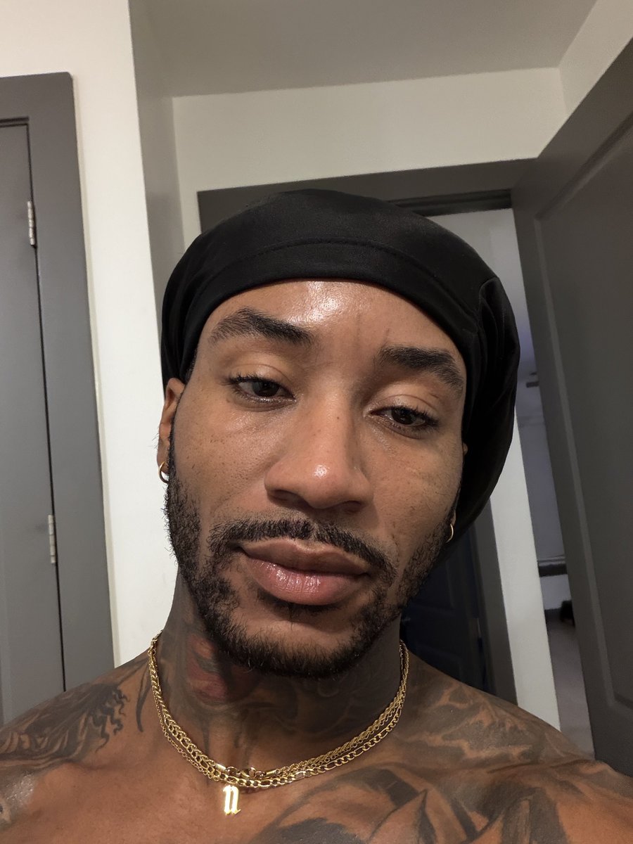 officialmckell's tweet photo. 3 🫰🏿 https://t.co/MNYk9PDOTb