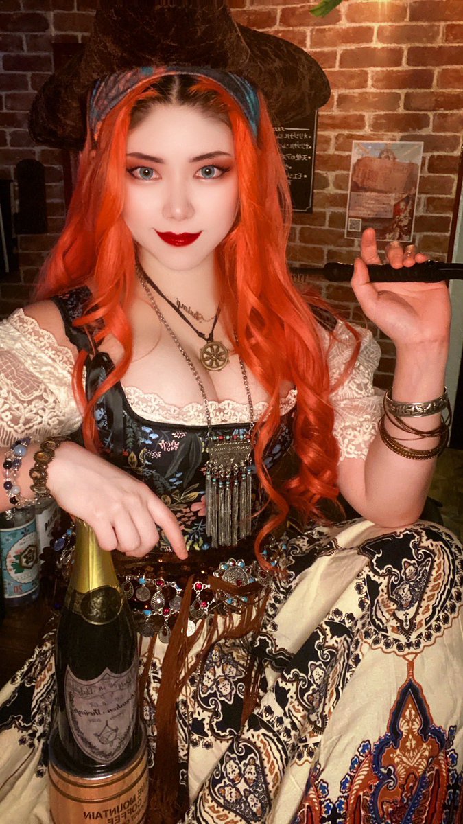 🦐年明け頃に旧:観音妓ユリアアカウントが凍結されてしまったのですが何度解除要請してもウンともスンとも言わないのでもう新しく作りました‼️😂

探れる所から順番にフォローさせていただいておりますが拡散にご協力いただけましたら幸いです🙇🏻‍♀️

旧アカウント(<a href="/JuliaRaveLolita/">観音妓 ユリア@Bar Drunken Shrimp🦐</a> )