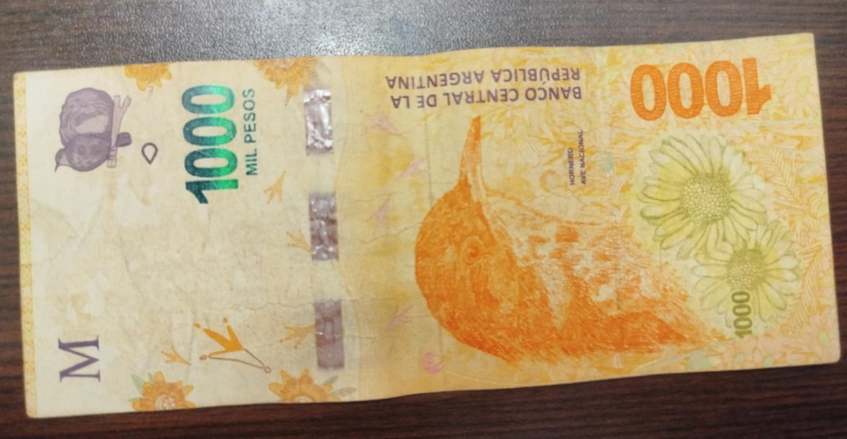 Gente, es un tema ya extremadamente serio! Ahora que el gobierno logro erradicar la inflación y se prevé que ya en Junio estaremos en 0,9% mensual o menos, y con totalmente descartado el delirio de la dolarización, es un tema de suma URGENCIA ir pensando en sacar los tres ceros