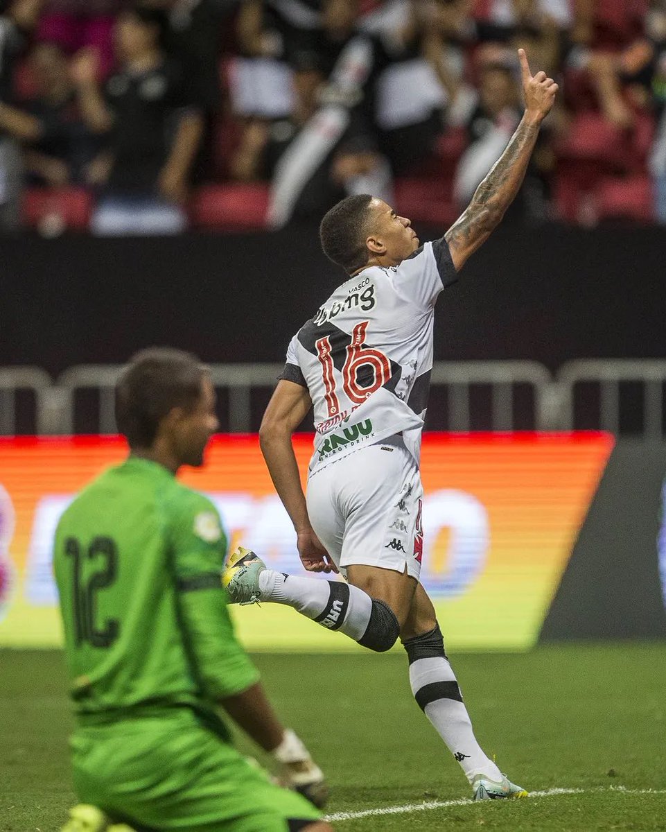 decodacolina's tweet photo. A VOLTA DO CRIA!

Vasco procurou Erick Marcus para um possível retorno ao Gigante. A procura foi feita através do Diniz e do Diretor Felipe. Vale lembrar que Erick Marcus foi vendido pelo Vasco ao Ludogorets-BUL.

Apuração com o amigo @emerson_rocha https://t.co/vFnZWVny1x