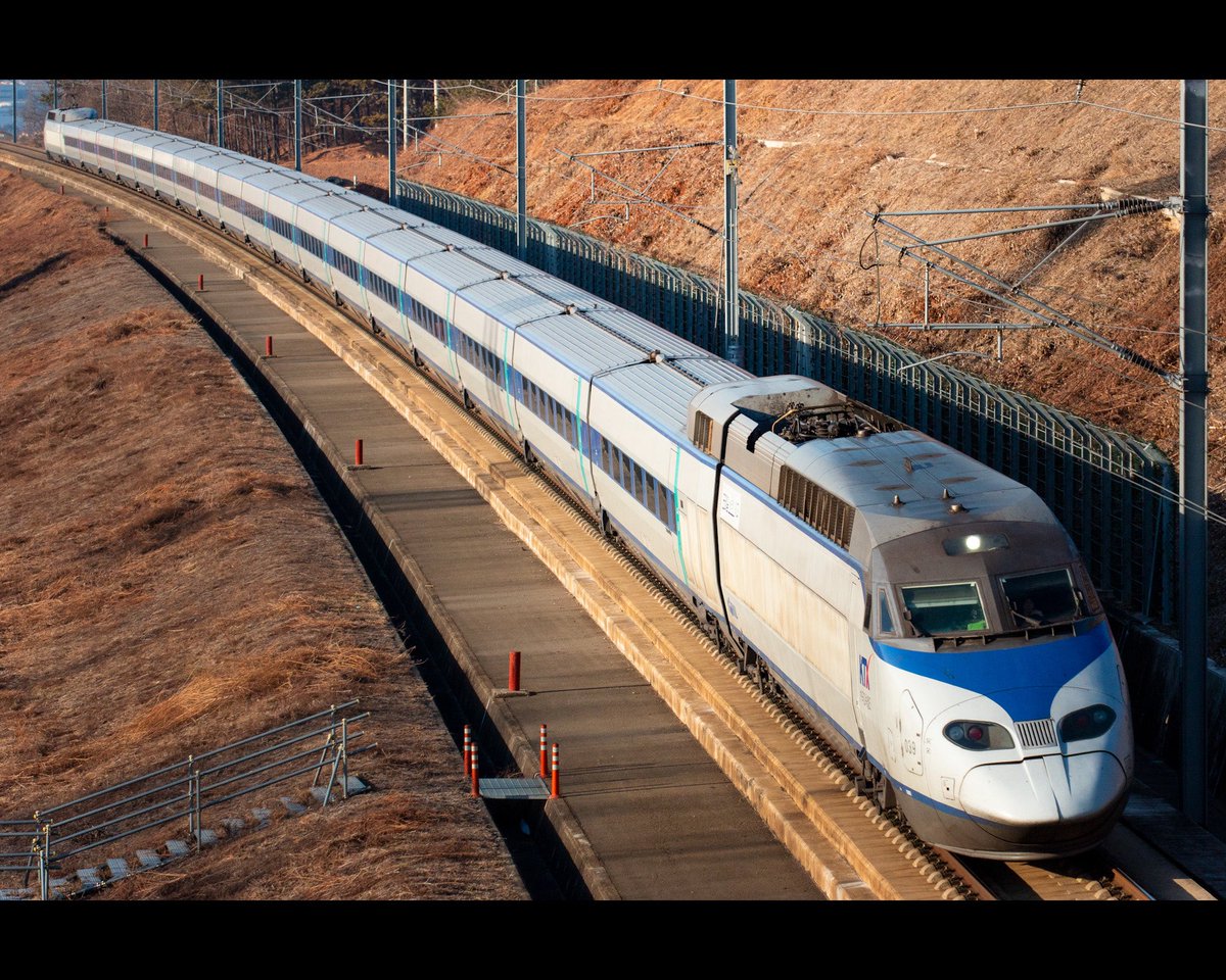 #423 서울→목포 

🚅: Korail KTX-1(TGV-K)

#railway