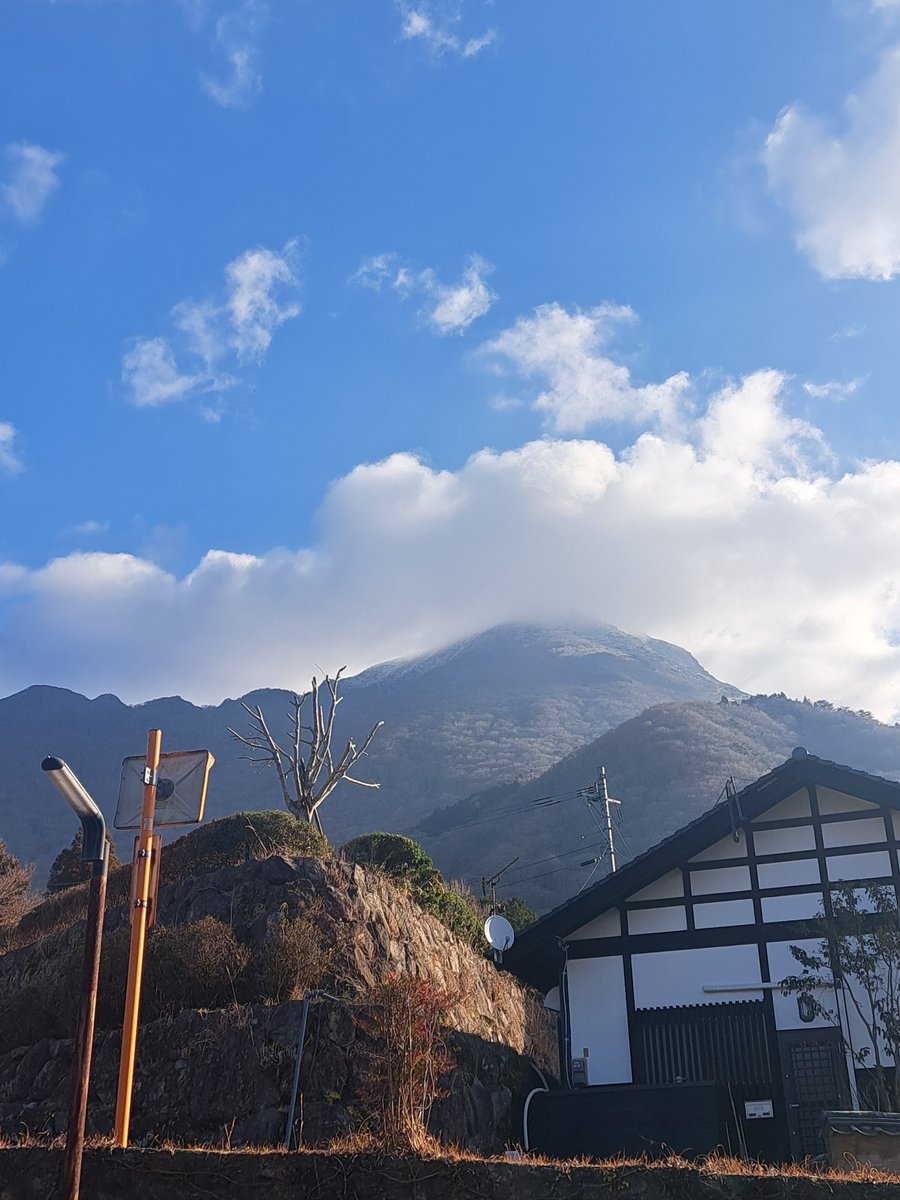 YufuinRadio's tweet image. &amp;lt;Natural Hours&amp;gt; 10:00～15:00
Sound Concierge "Lovely Wednesday" 舞
美術館の中にあるスタジオからの5時間生放送をお楽しみください。

#レディモ #Radimo #CFM #大分県由布市 #ゆふいん #由布院 #湯布院