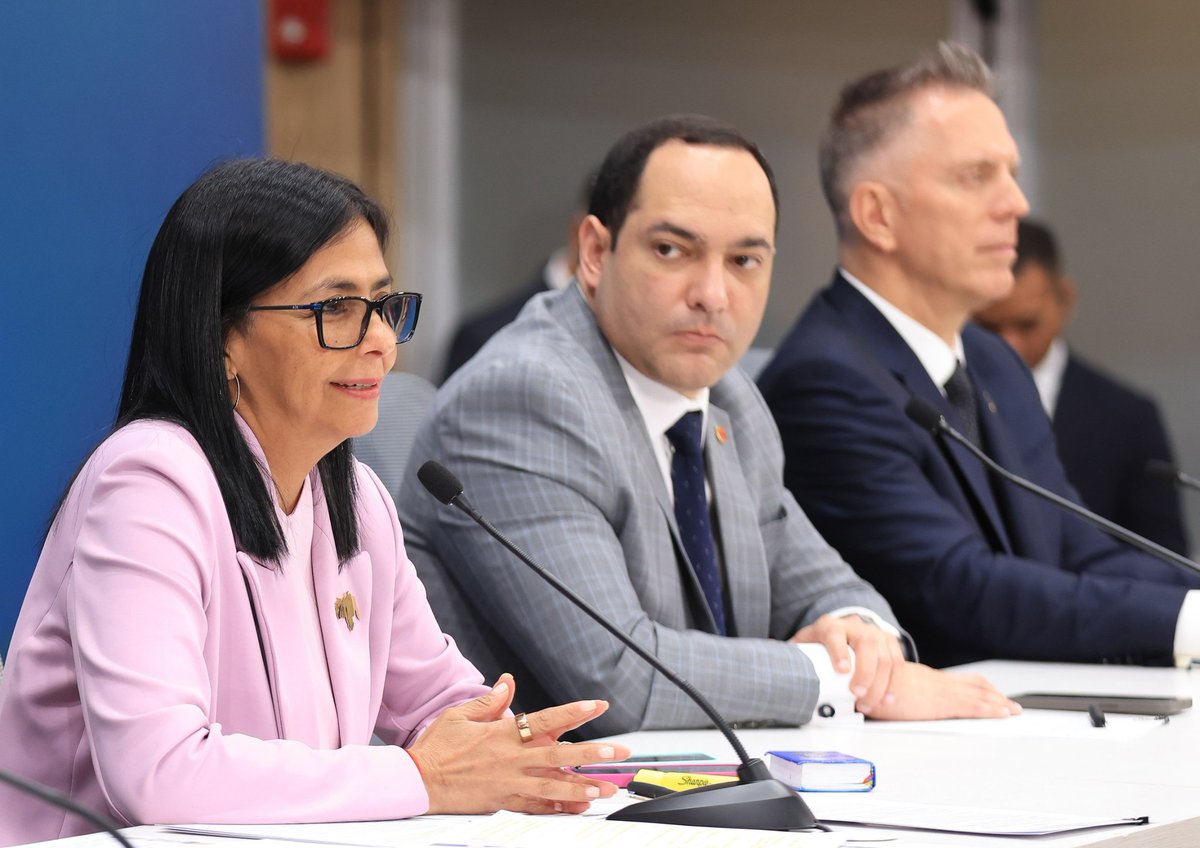 Presidenta (E) Delcy Rodríguez: «El pueblo de Venezuela no acepta órdenes de ningún factor externo»

La presidenta encargada de la República Bolivariana de Venezuela, Delcy Rodríguez Gómez, respondió al Secretario del Tesoro de los Estados Unidos
Scott Bessent, quien realizó unas